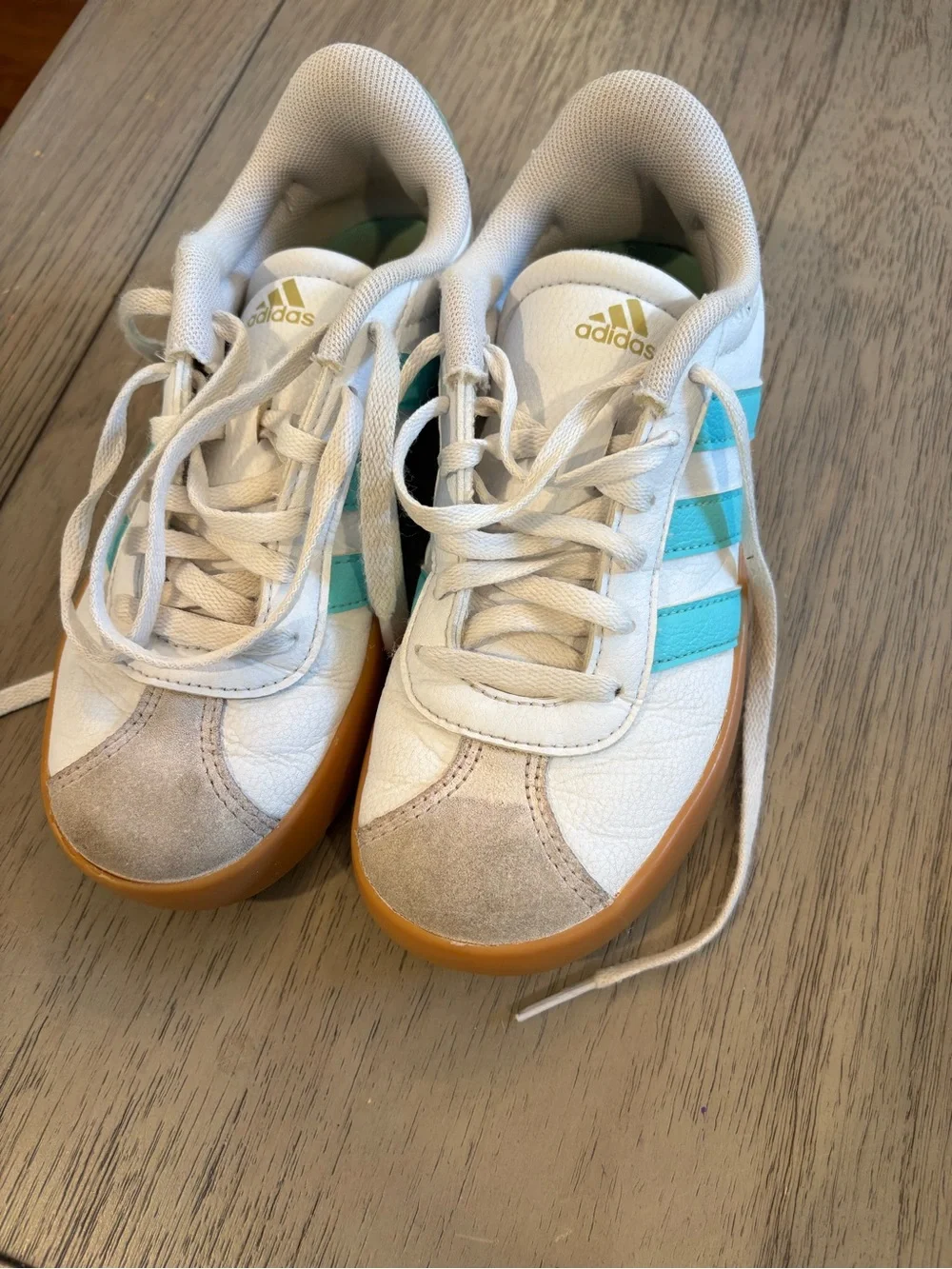Adidas Kids White Sneakers with Aqua Stripes and Gum Sole